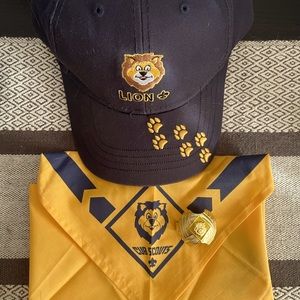 Cub Scouts Lion Hat, Neckerchief and Slide